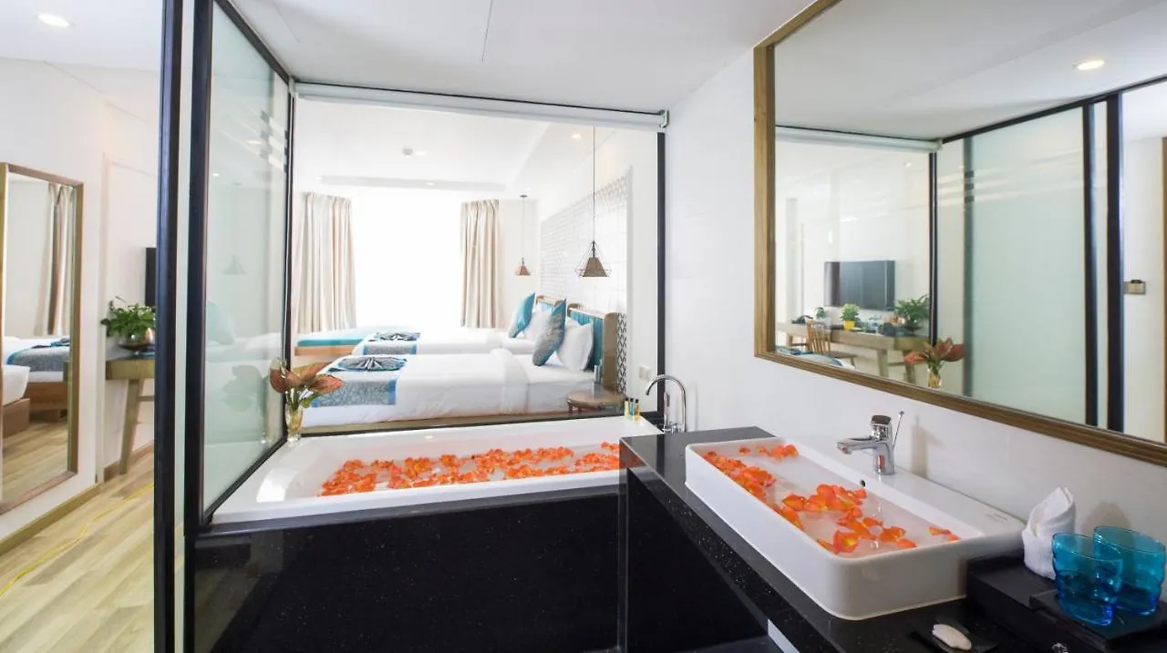 Brilliant Majestic Hotel Da Nang 2*,